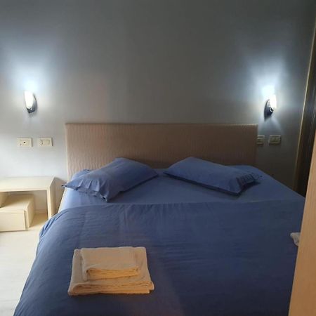 Down Town Tirana Apartment Center Екстер'єр фото