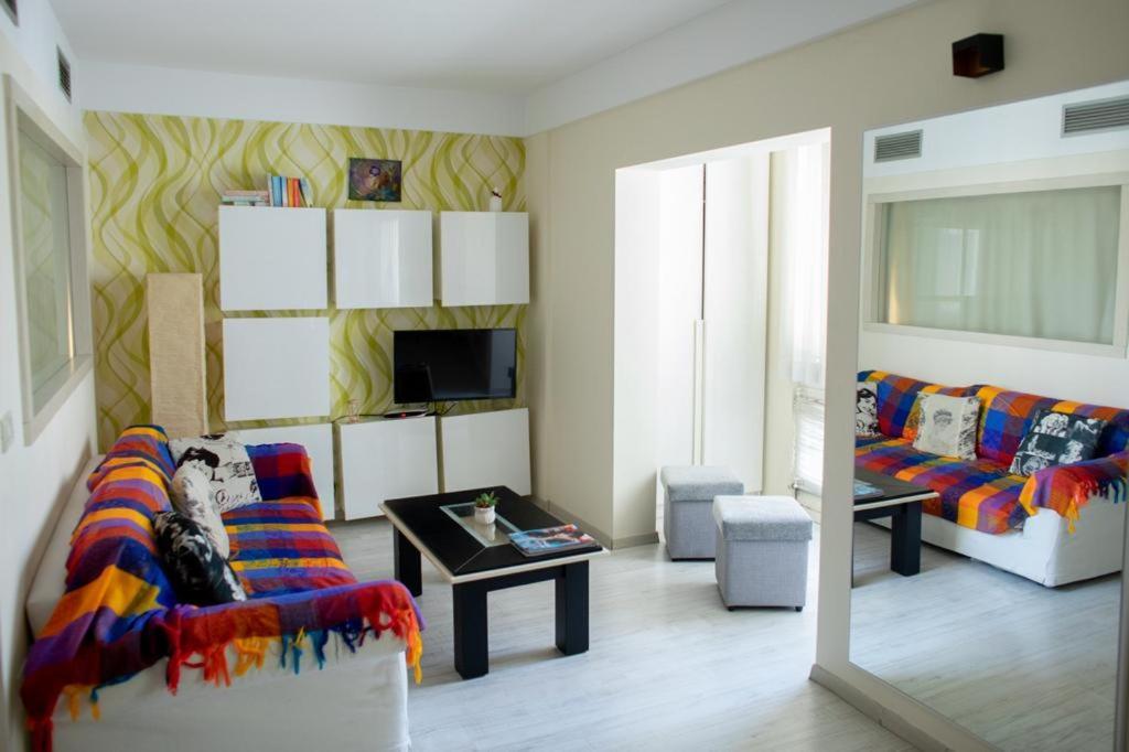 Down Town Tirana Apartment Center Екстер'єр фото