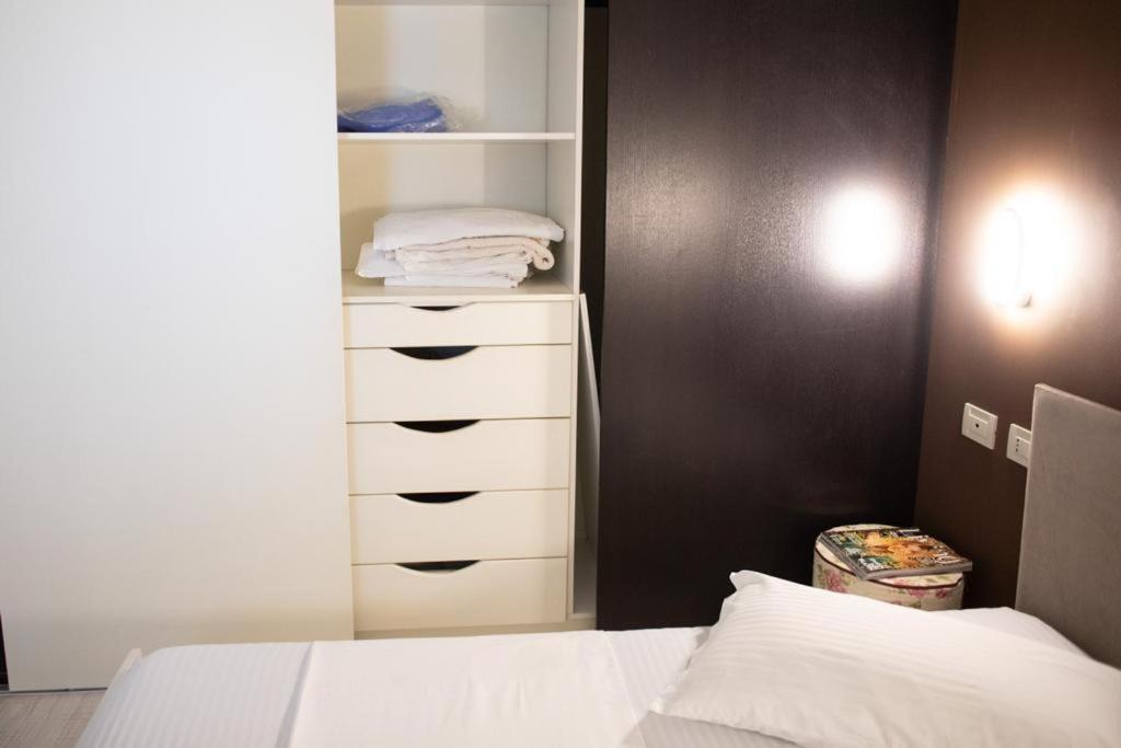 Down Town Tirana Apartment Center Екстер'єр фото