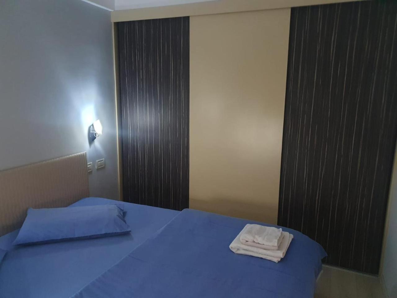 Down Town Tirana Apartment Center Екстер'єр фото