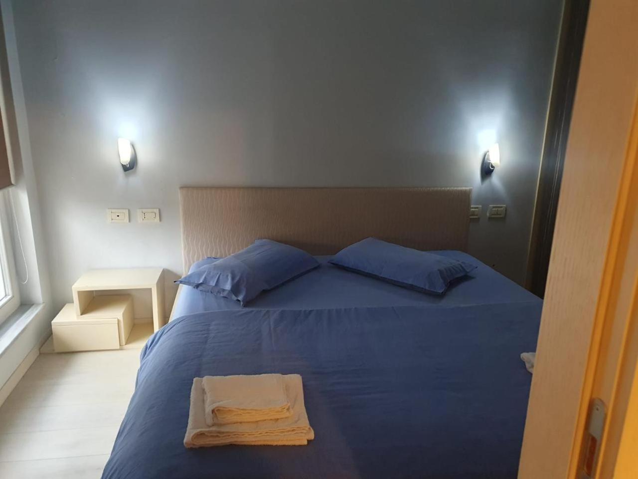 Down Town Tirana Apartment Center Екстер'єр фото